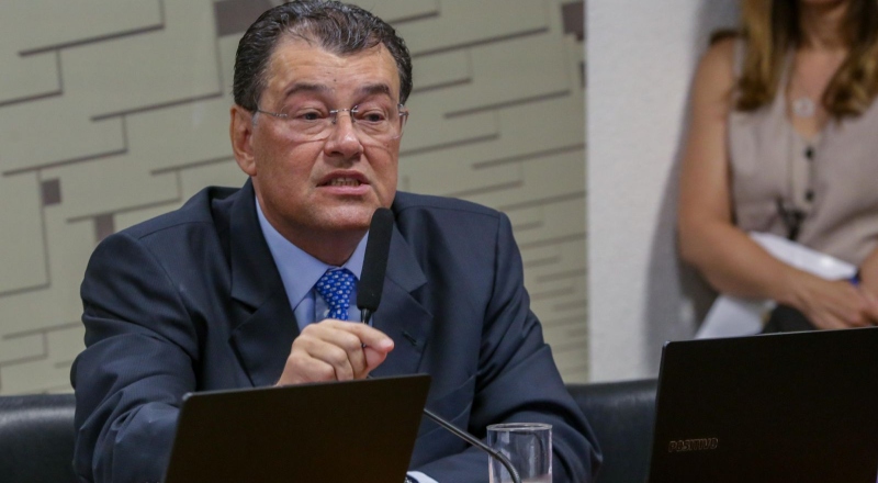 Senador Eduardo Braga repudia liminar que suspende licitações da BR-319 e anuncia mobilização no Congresso