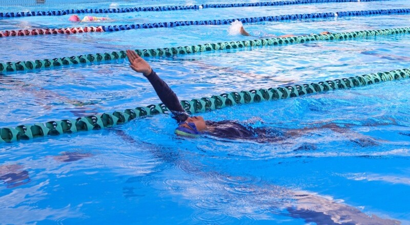 Vila Olímpica abre inscrições para natação gratuita em Manaus