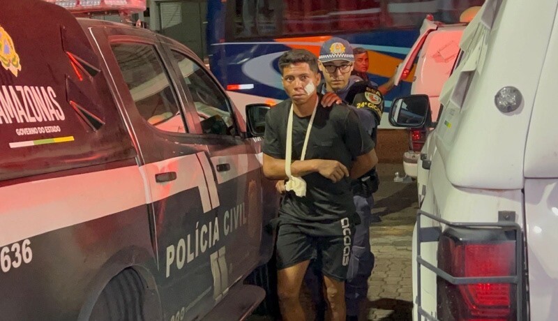 Suposto ‘Lalau’ é espancado por populares no Centro de Manaus; veja vídeo