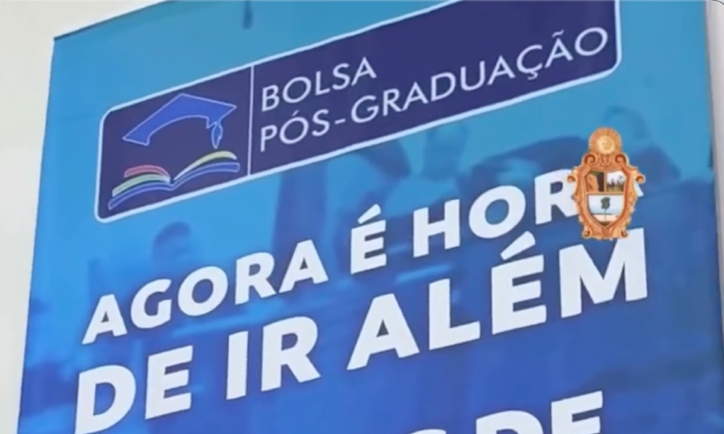 Prefeitura de Manaus alerta contemplados no Programa Bolsa Pós-Graduação para entrega de documentos