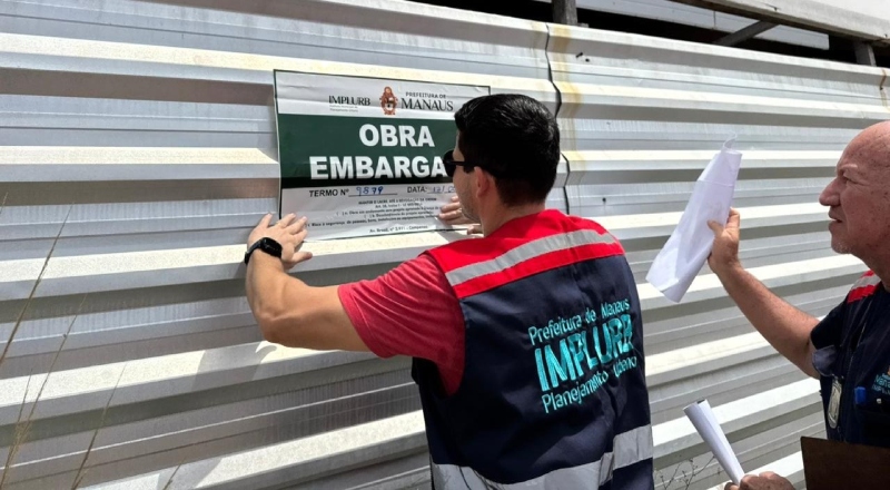 Após trabalhador morrer soterrado, obra em condomínio de Manaus é interditada