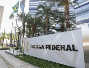 PF: pai de Vorcaro e a influência da milícia do banqueiro