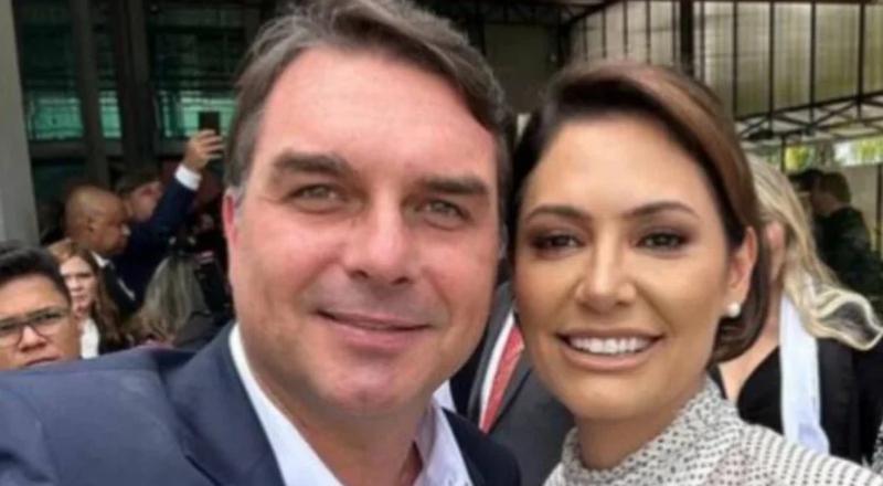 “Michelle não será candidata”, diz Flávio Bolsonaro após especulação sobre desistência de candidatura