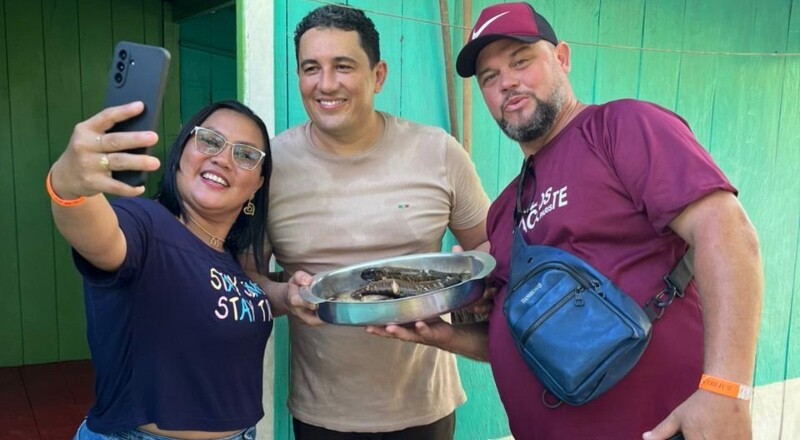 Simão Peixoto prestigia 2ª edição da Festa do Jaraqui e destaca força cultural e econômica de Autazes