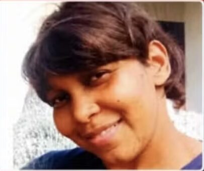 Tragédia: corpo de mulher é encontrado enterrado após mãe perceber cheiro forte no quintal; veja imagem