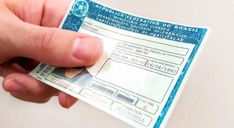 Detrans passam a exigir exame toxicológico para 1ª CNH de carros e motos