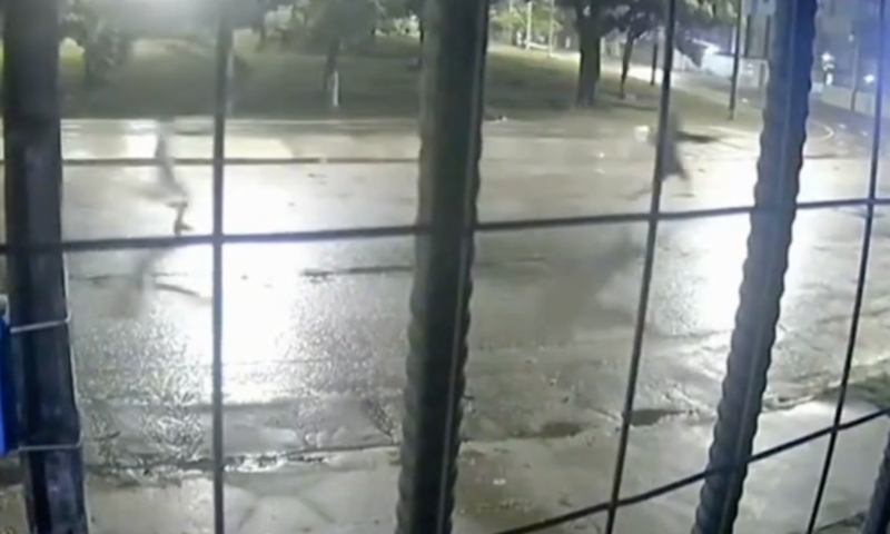 “Ele ainda implorou para não morrer”: jovem é perseguido e executado por criminosos; veja vídeo