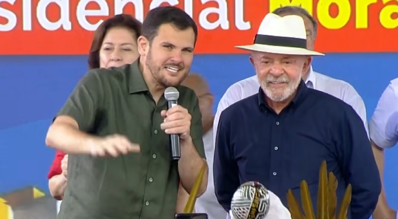 “Vamos bater na porta do senhor de novo”: Prefeito Renato Junior pede a Lula ainda mais investimentos para transformar a vida das pessoas em Manaus; veja vídeo