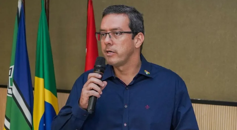Dr. Furlan é alvo de operação que investiga milícia digital em Macapá