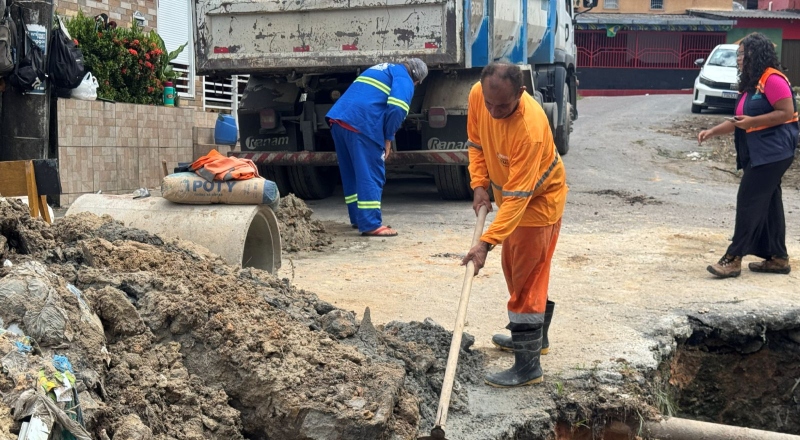 Prefeitura de Manaus recupera rede de drenagem profunda no bairro Zumbi dos Palmares