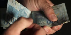 Você pode ter dinheiro esquecido no banco e nem imagina; saiba como consultar