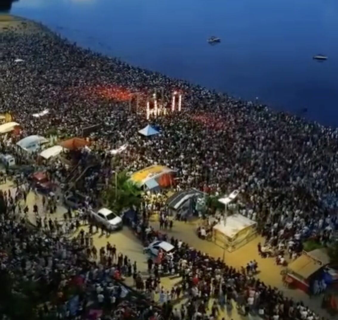 Emocionante: Amanhecer Manaus reúne milhares de pessoas em oração e louvor na orla da Ponta Negra; veja vídeo