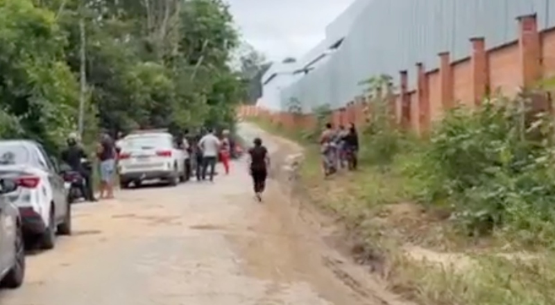 Vulgo ‘Patinho’ é crivado de balas e desovado no bairro Tarumã; veja vídeo
