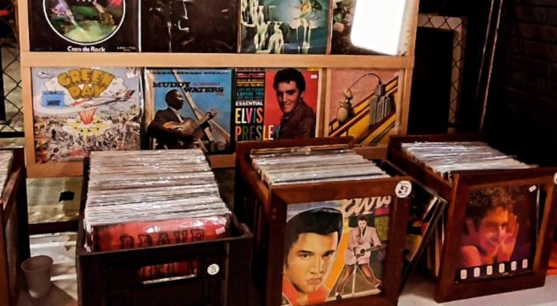 O paraíso dos colecionadores: Feira de Vinil retorna ao Centro de Manaus neste domingo (7)