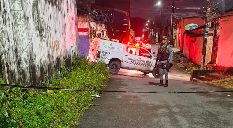 Homem é brutalmente assassinado na Comunidade Jesus me Deu, em Manaus; veja vídeo