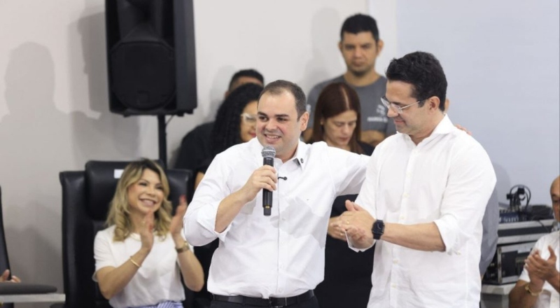 Saúde pede socorro ao TCE após secretário admitir falhas no controle de contratos