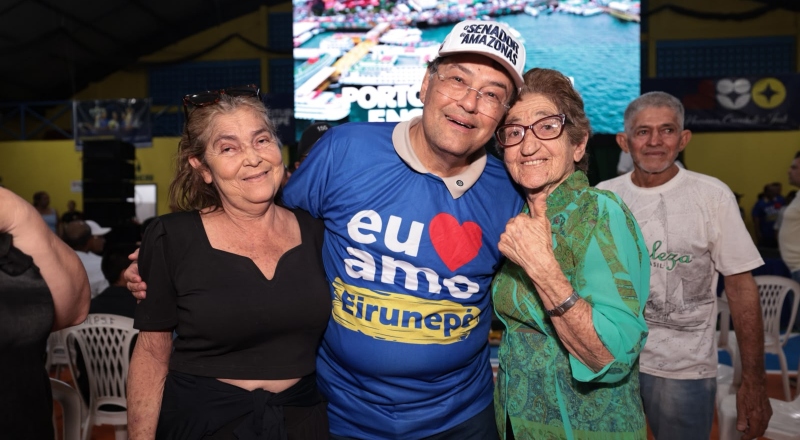 Eduardo Braga reúne multidão em Eirunepé, anuncia investimentos e reforça compromisso com o interior