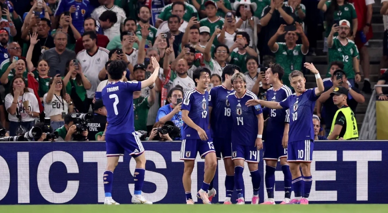 Vitória dos Samurais Azuis: no milésimo jogo da história das Copas do Mundo, Japão goleia e elimina a Tunísia