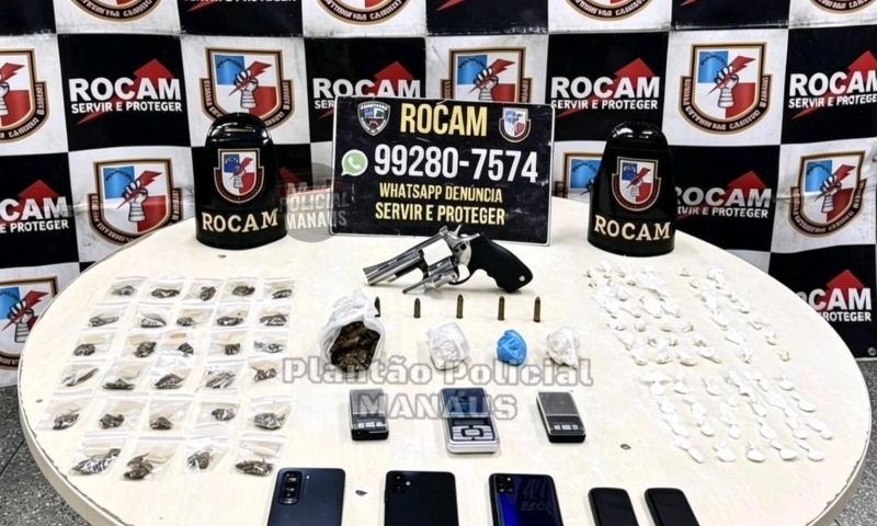 ‘Blindada’ é presa com arma e drogas no bairro Jorge Teixeira