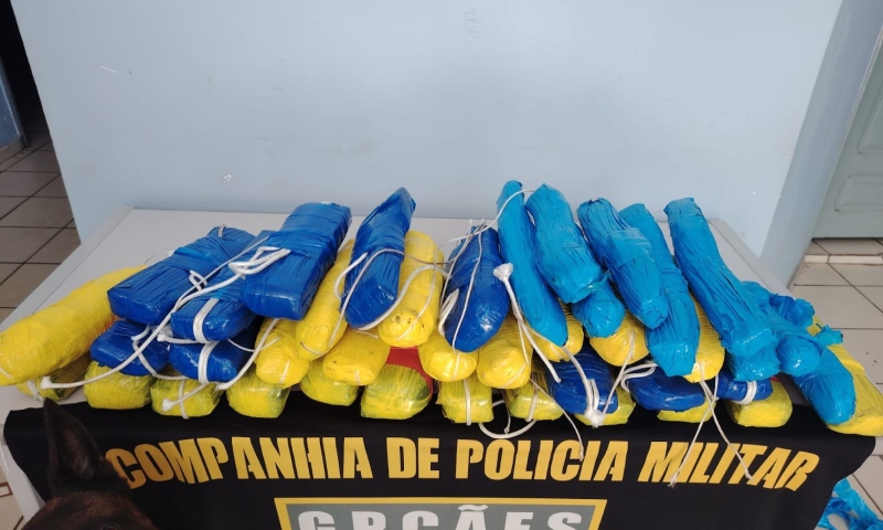 Apreensão de drogas em embarcação de Tonantins causa prejuízo de R$ 1 milhão ao narcotráfico