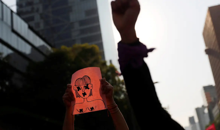 Violência contra mulheres na internet explode e denúncias aumentam quase 190%