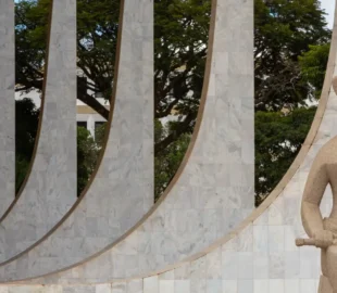 CNJ adia para agosto análise de regras sobre aposentadoria compulsória