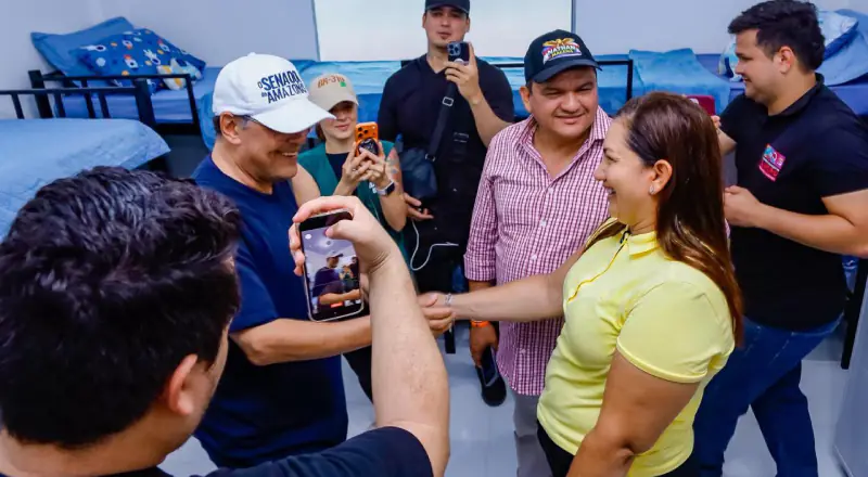 Prefeita de Careiro entrega mais um pacote de obras ao lado do senador Eduardo Braga e do ex-prefeito Nathan Macena