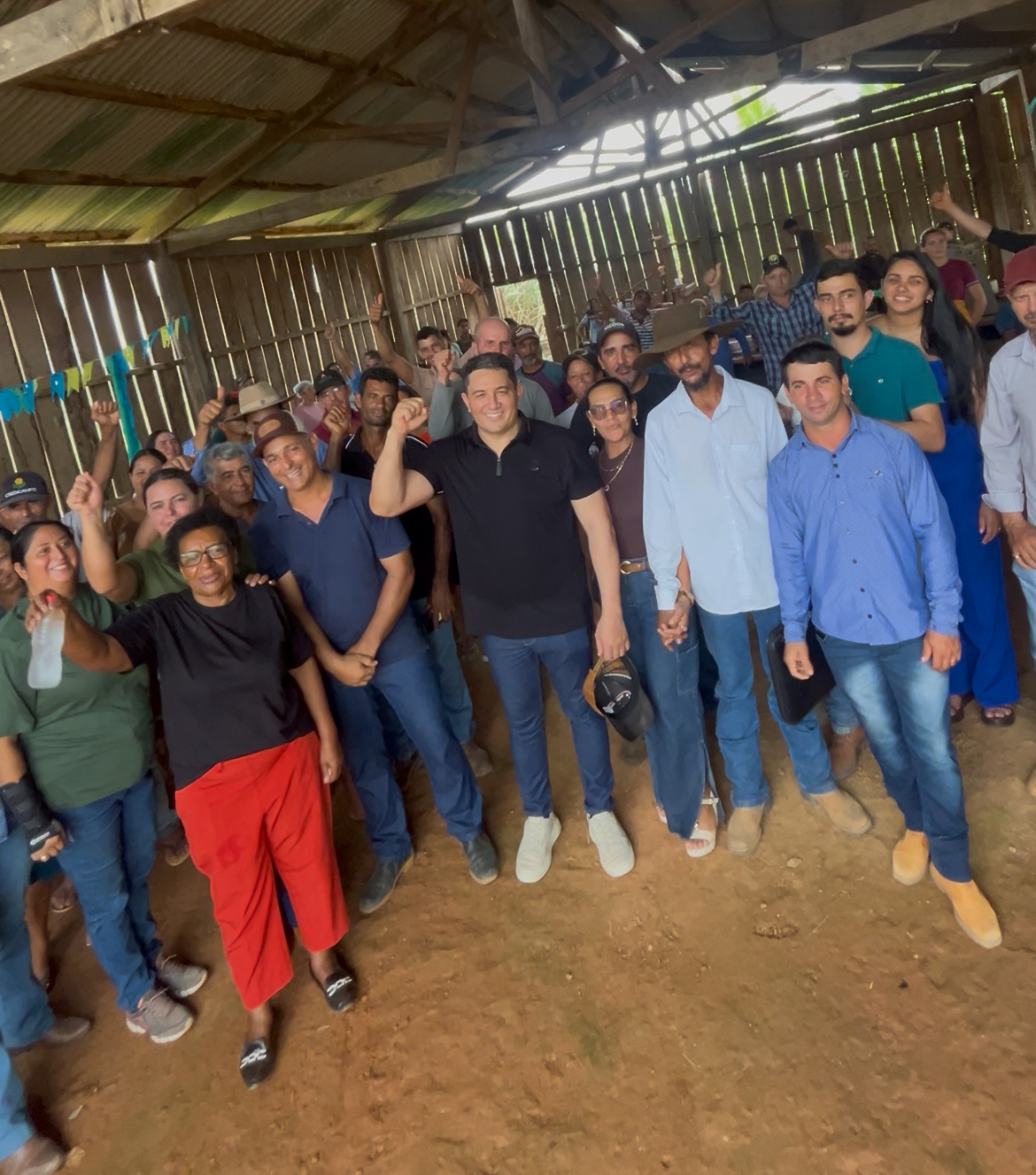 Simão Peixoto avança pelo interior do Amazonas e consolida apoios em Apuí, Manicoré e Novo Aripuanã; veja vídeo