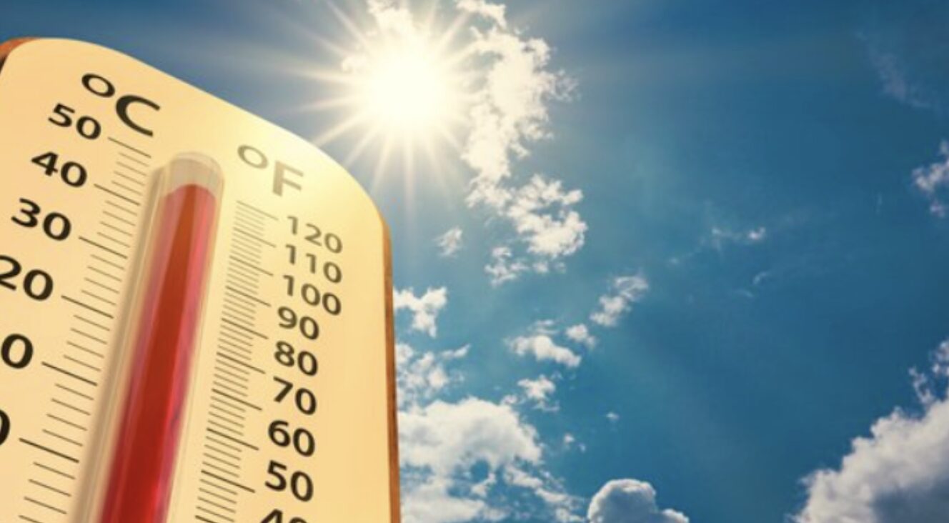 Caos no tempo: frente fria leva temporais à Flórida enquanto calor extremo passa dos 40°C