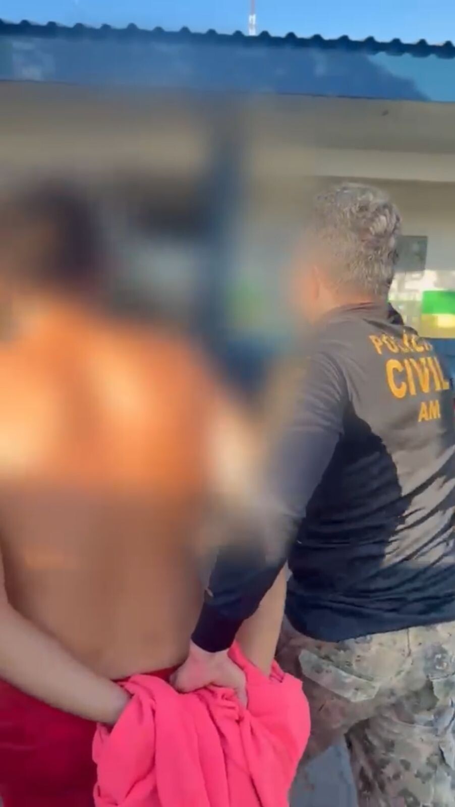 Polícia prende homem suspeito de estuprar a própria filha de 11 anos no Amazonas