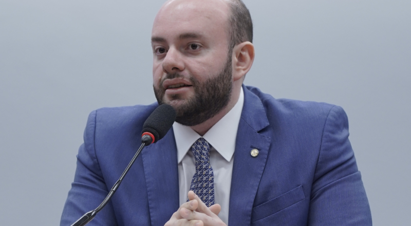 Deputado Fausto Jr. aciona Ministério Público após Âmbar Energia deixar moradores do Ramal da Morena 48 horas sem energia