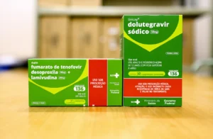 Vitória da ciência nacional: Fiocruz conclui tecnologia de medicamento vital contra o HIV para o SUS
