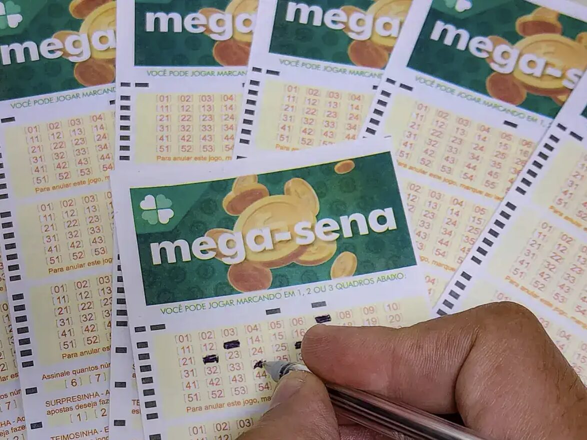 Mega-Sena sorteia prêmio de R$ 35 milhões neste domingo;