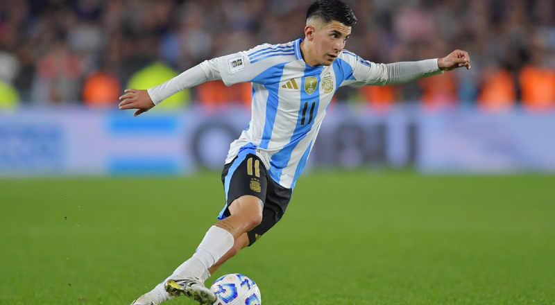 Flamengo avança nas negociações, e Thiago Almada deve ser o novo reforço do Rubro-Negro