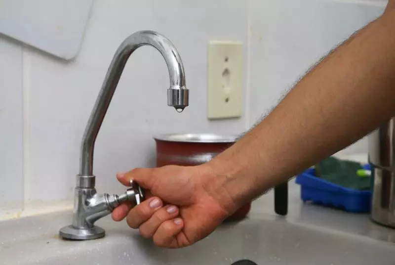 Manaus amanhece com falta de água e abastecimento pode levar até 2 dias para voltar ao normal