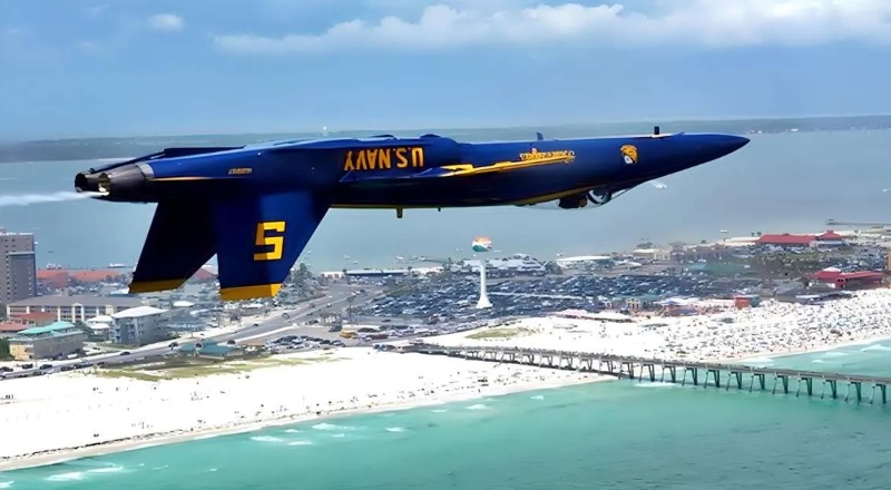 De caças Blue Angels a foguetes: seis praias da Flórida que vão além do litoral tradicional
