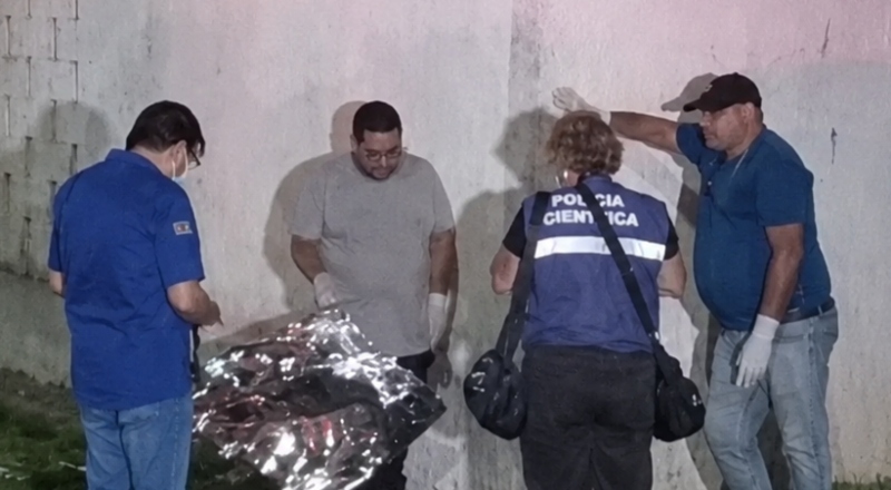 A população fez justiça com as próprias mãos: Idoso é espancado até a morte após suspeita de ato obsceno; veja vídeo