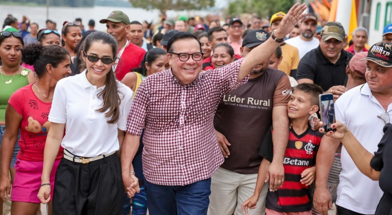 Prefeitura de Coari entrega obras de educação, saúde, esporte e produção rural na comunidade Lauro Sodré
