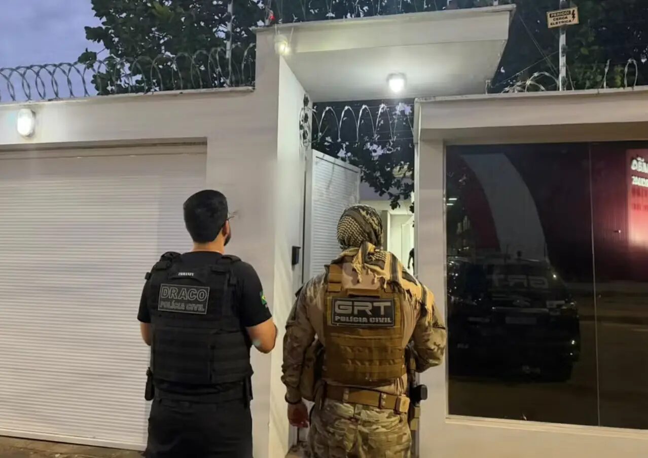 Delegado e investigador da PC do Amazonas são presos em operação que investiga roubo de 30 kg de ouro e esquema de R$ 23 milhões