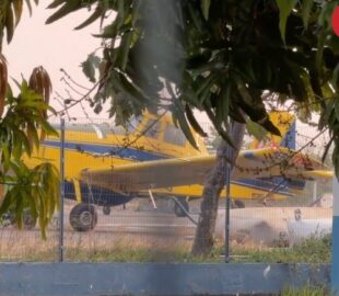 Enquanto o Amazonas sufoca com fumaça, aeronaves enviadas para combater os incêndios estão paradas; veja vídeo