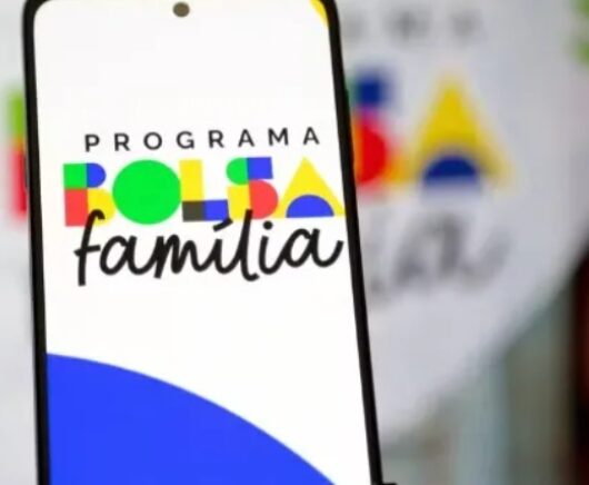 Bolsa Família começa a ser pago nesta segunda com novo piso de R$ 691; veja calendário