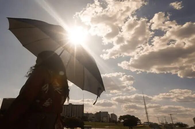 Manaus terá sexta-feira de calor intenso e baixa umidade; interior segue com tempo seco em várias regiões