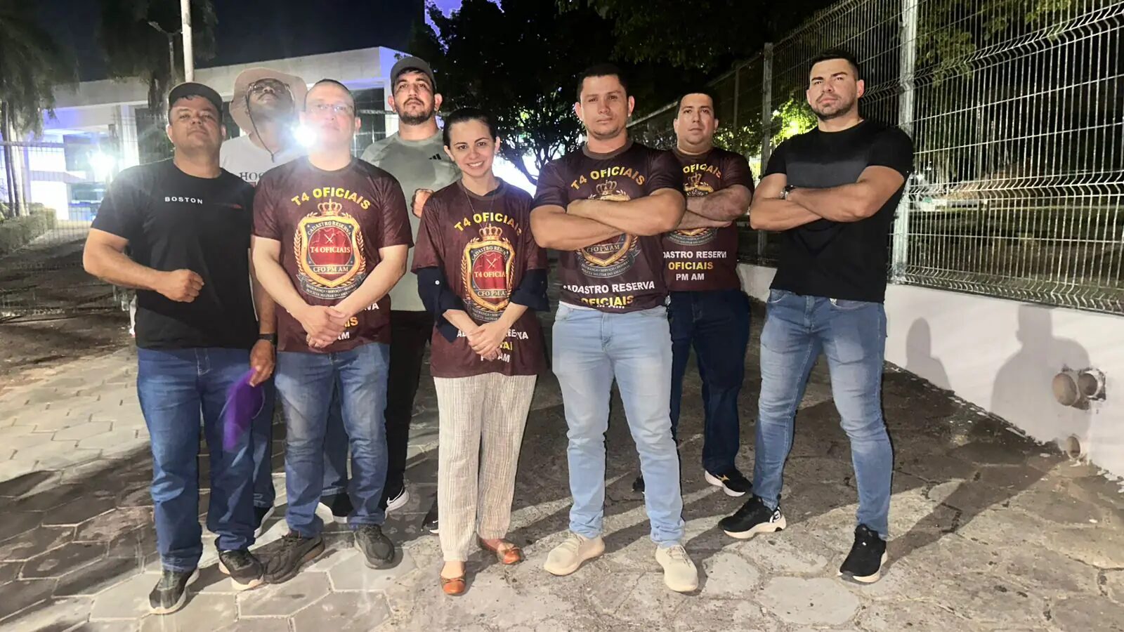 Aprovados da segurança pública fazem manifestação e anunciam acampamento em frente ao Governo do AM