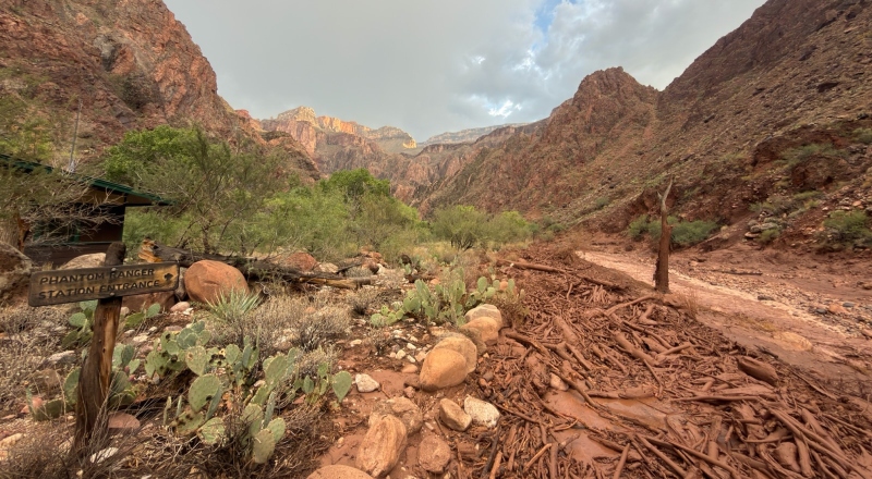 Enchente no Grand Canyon deixa um morto e cerca de 15 desaparecidos nos EUA
