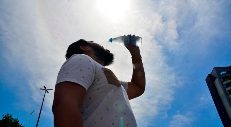 ‘O calor tá de rachar’: Nos próximos dias Manaus enfrenta alerta de calor excessivo