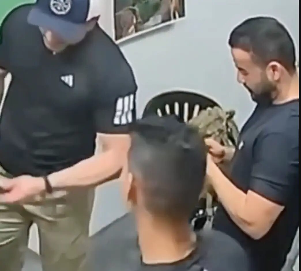 Imagens fortíssimas: veja momento que homem é atingido por disparo dentro de clube de tiro e fica em estado grave