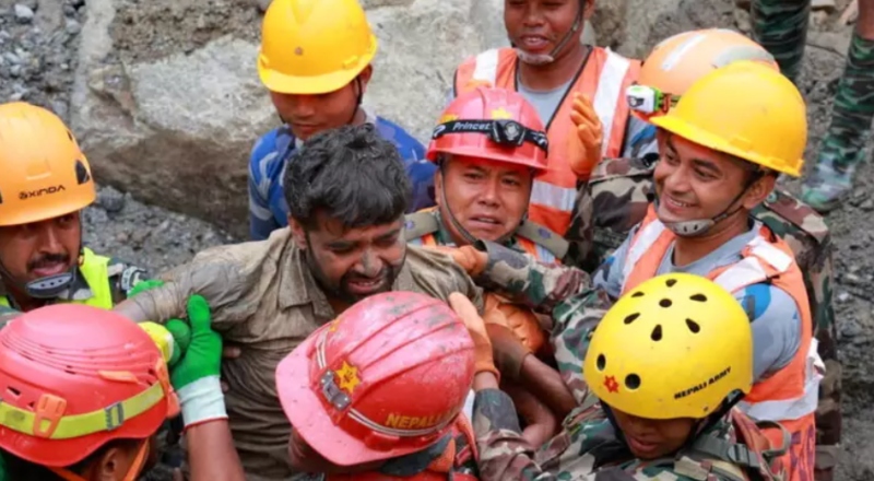 Milagre no Nepal: dois trabalhadores são encontrados vivos em túnel 9 dias após tragédia