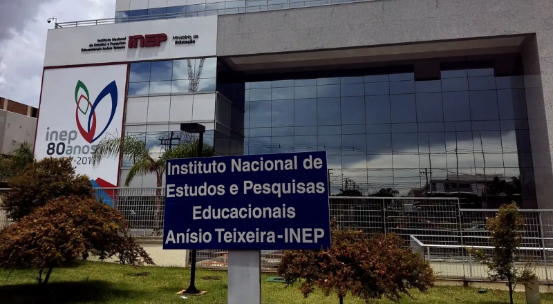 Cartões de inscrição no Enamed e Revalida estão disponíveis