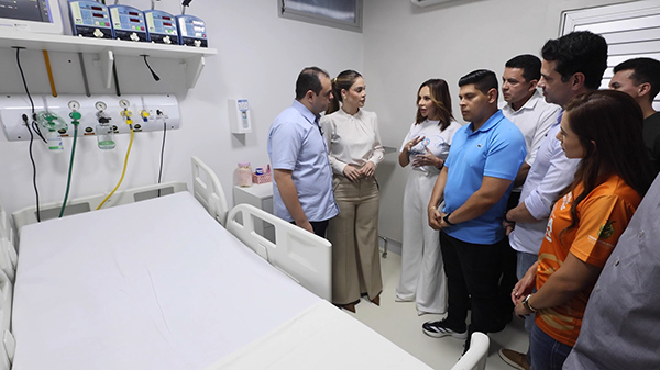 Justiça manda retirar vídeos de Roberto Cidade gravados dentro de leitos e salas de exames em hospitais do Estado