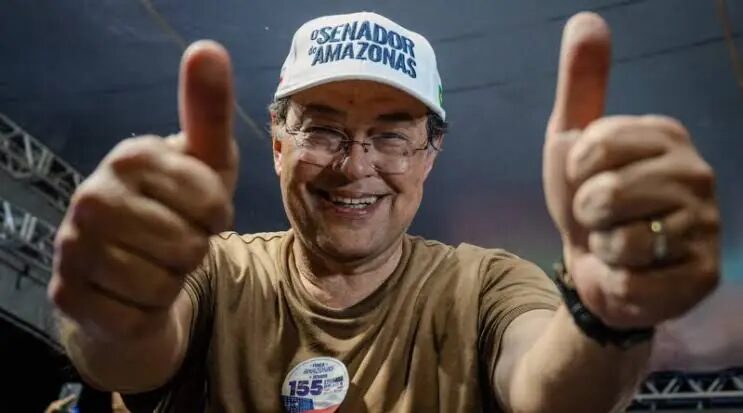Eduardo Braga dispara e chega a 50% na disputa pelo Senado no Amazonas